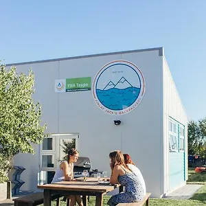 Hostel Finlay Jack's Backpackers, Tauposee